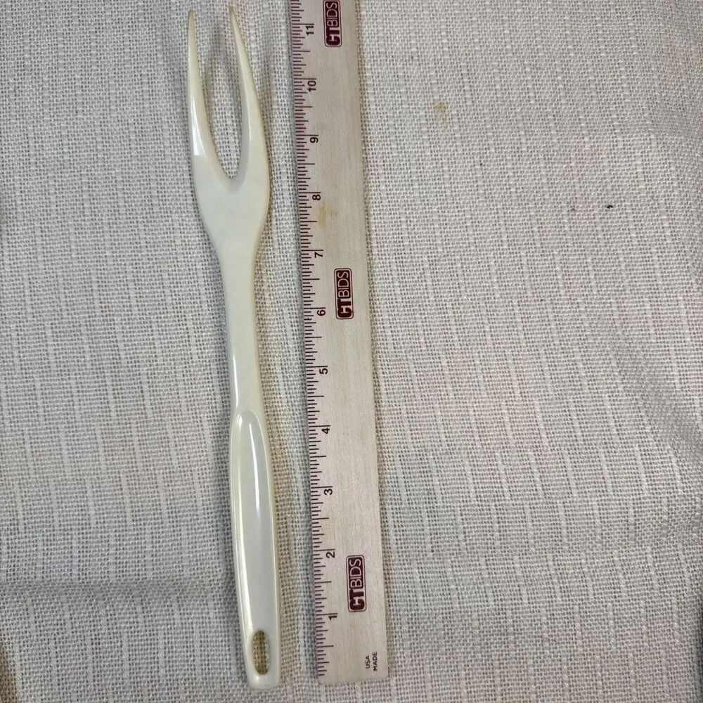 Vintage Foley Nylon Meat Fork And Soup Ladle Cream Beige Plastic Utensils